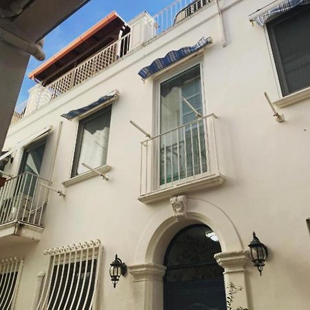 Amica Taranto SuiteHome Esterno foto