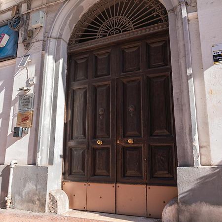 Amica Taranto SuiteHome Esterno foto