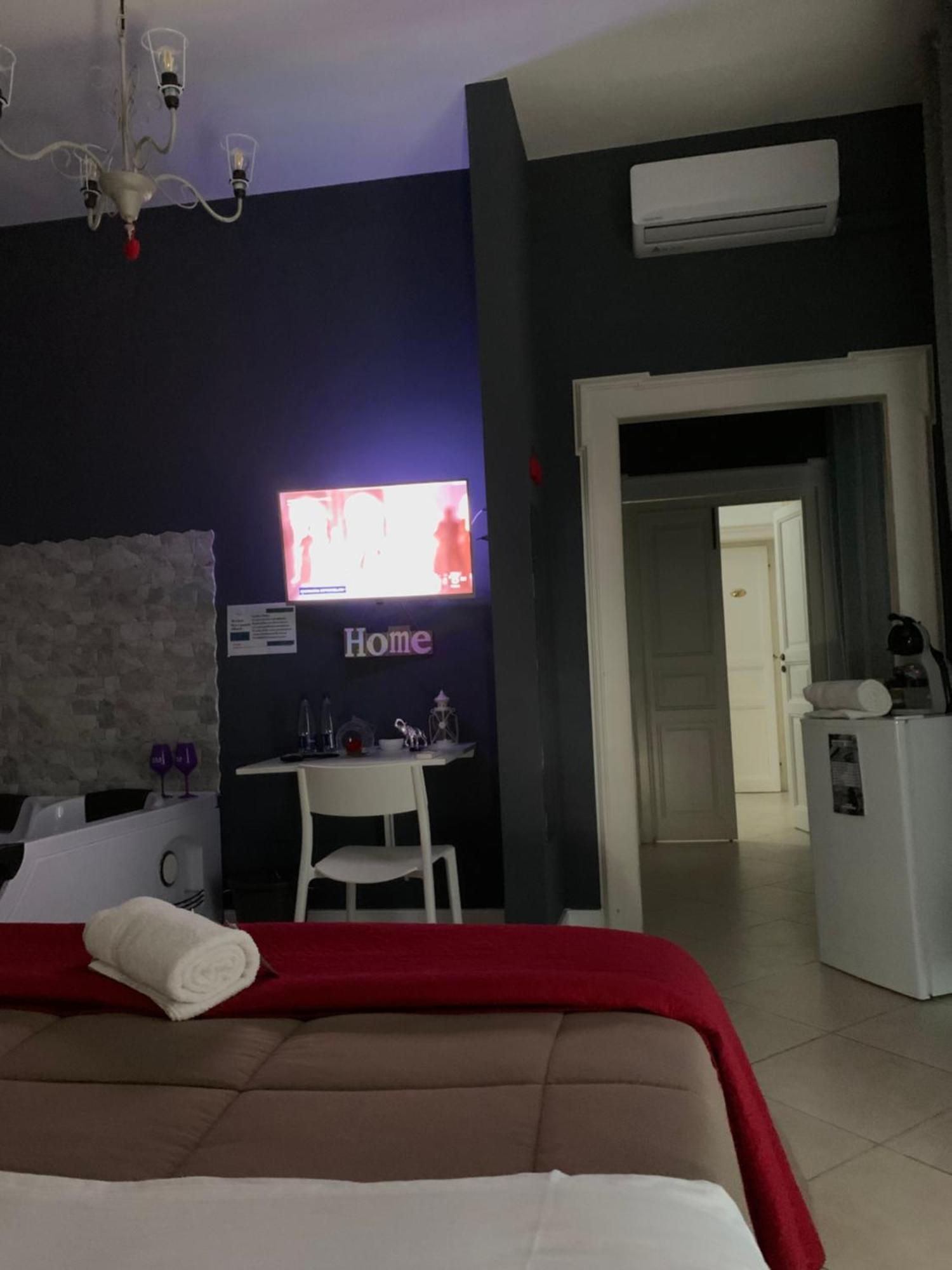 Amica Taranto SuiteHome Esterno foto